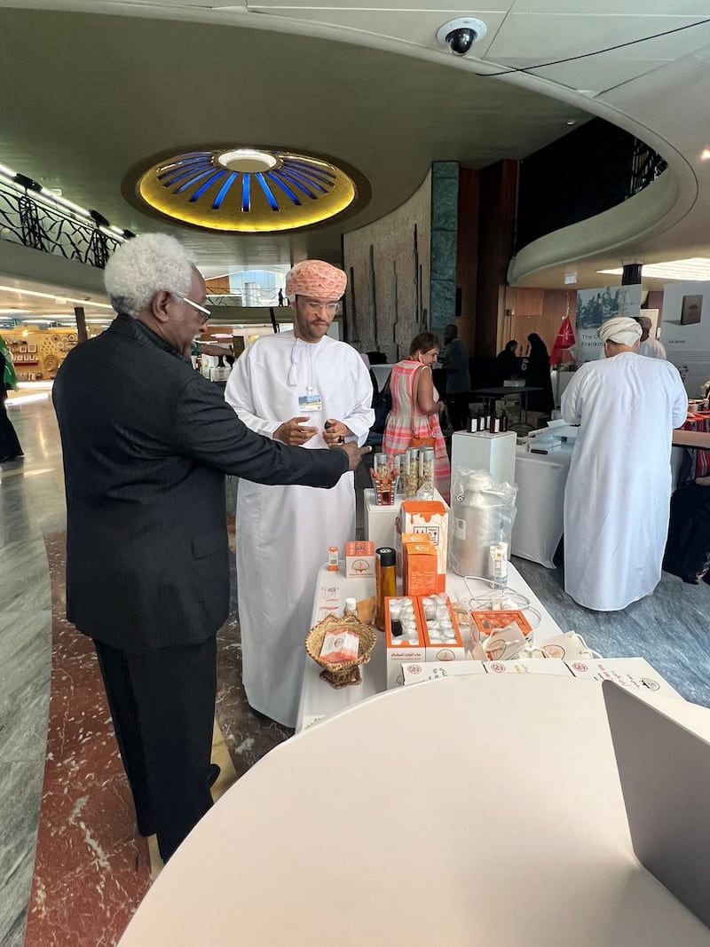 عُمانيان يحوّلان شغفهما باللبان إلى مشروع تجاري ناجح محليًا وعالميًا