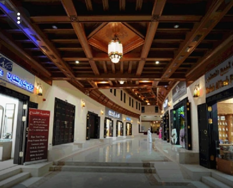 سوق صحار من الترميم والتجديد إلى الإغلاق؛ فما حكايته؟