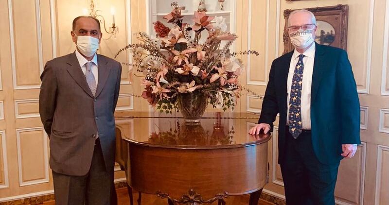 المبعوث الأمريكي إلى اليمن يشكر السلطنة