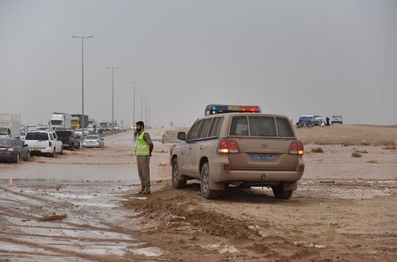 شرطة عمان السلطانية: أمّنوا منازلكم قبل خروجكم في إجازة العيد