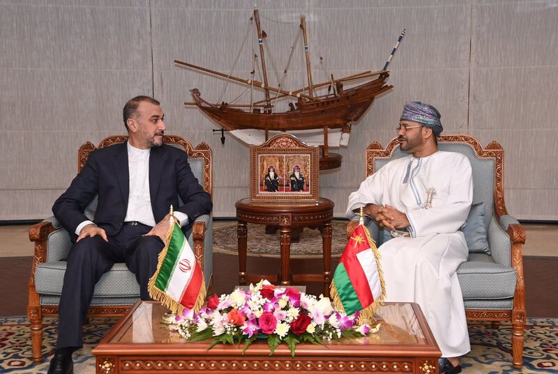 مباحثات رسمية بين سلطنة عمان وإيران