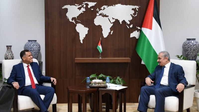 بحث تعزيز التعاون التجاري بين السلطنة وفلسطين