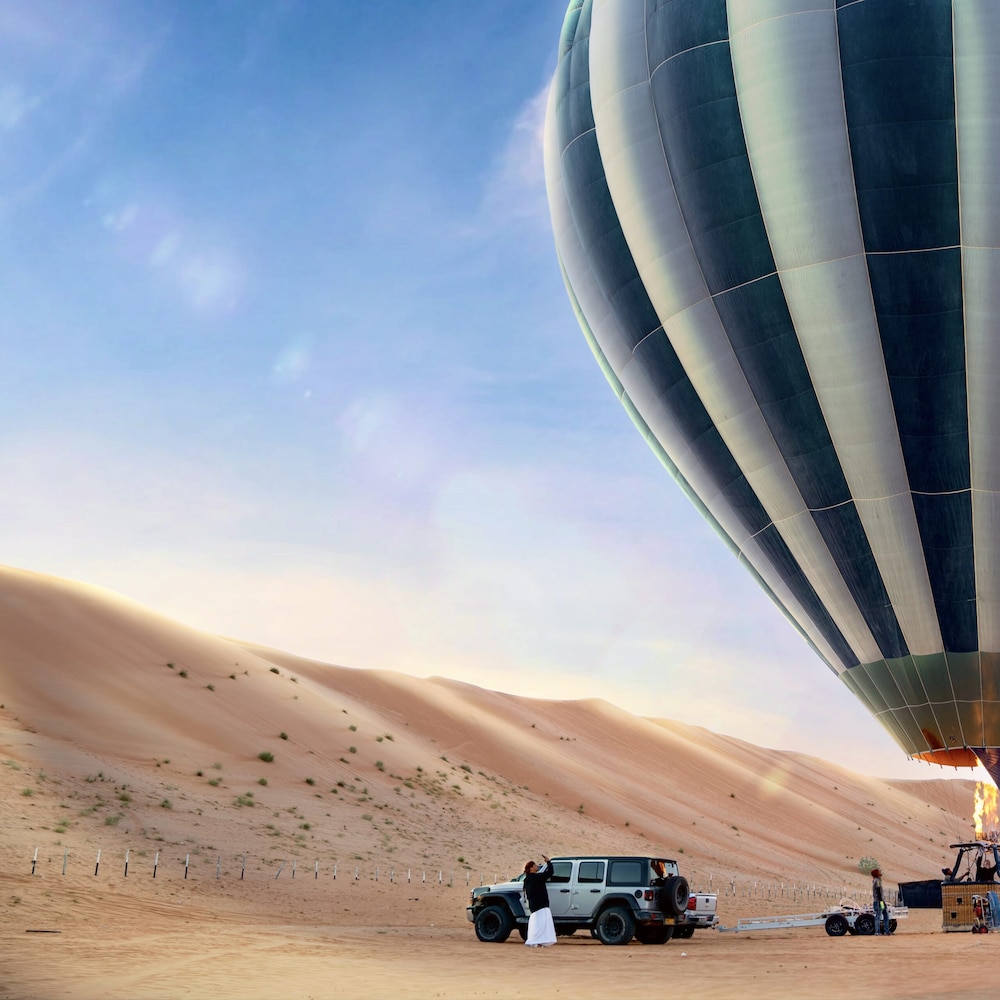 المناطيد ستطير من جديد في السماء العمانية.. والشركة توضح الأسعار
