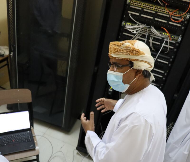 إنترنت فائق السرعة في قرية ريفية بالسلطنة