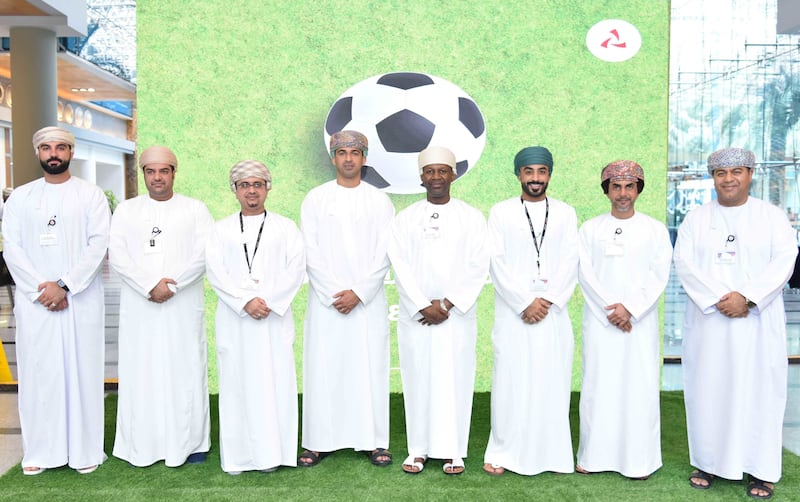 20 فريقًا جديدًا ينضمون لقائمة الفرق الأهلية الرياضية الفائزة بدعم برنامج ”الملاعب الخضراء“ من بنك مسقط