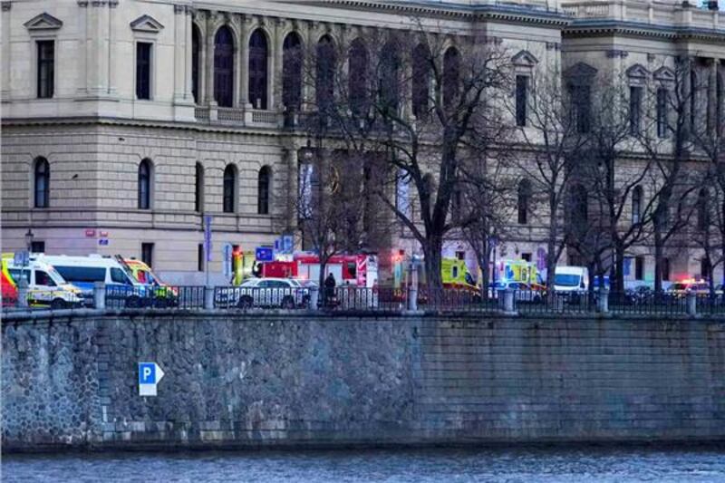 الخارجية تعزي في ضحايا حادثة إطلاق النار بالتشيك