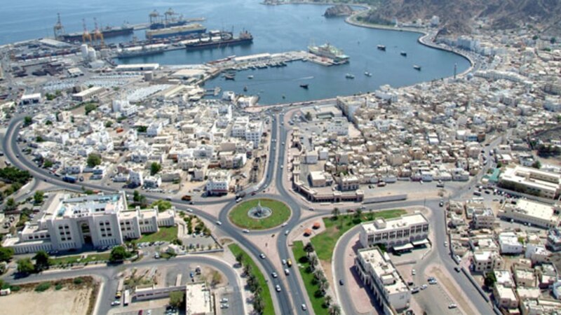 بريطانيا والولايات المتحدة تتصدران الاستثمار الأجنبي المباشر في سلطنة عمان