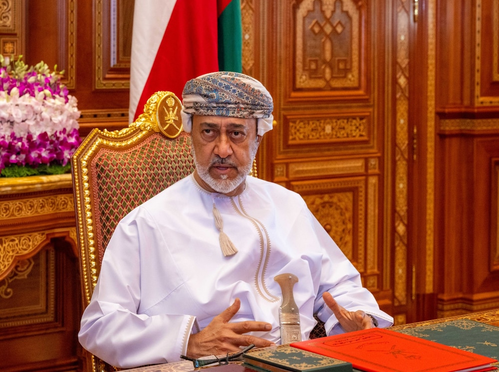 جلالة السلطان يستقبل رئيس وأعضاء مكتب مجلس الشورى