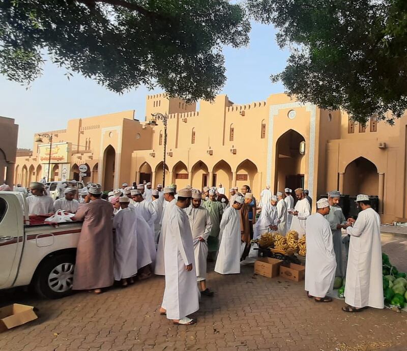 نزوى “تتكلم عربي” ويجب أن نعود إليها مرة ثانية وثالثة وعاشرة