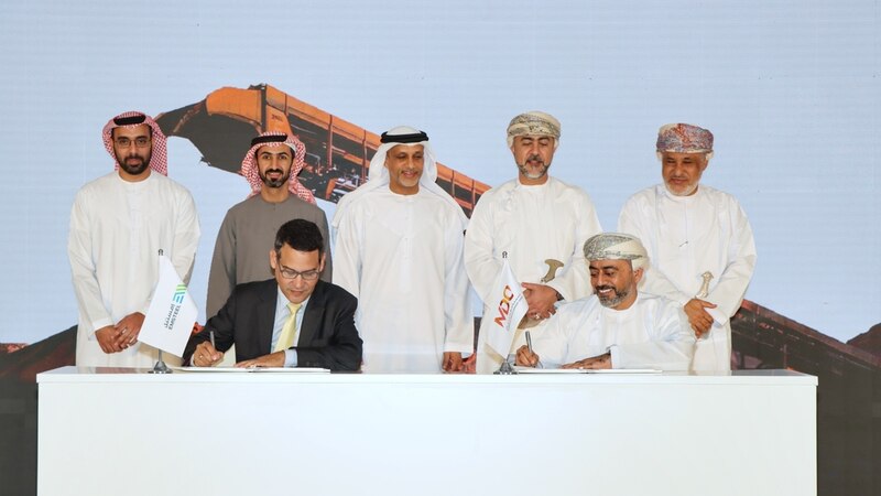 اتفاقيات استراتيجية لدعم شبكة السكك الحديدية بين عُمان والإمارات
