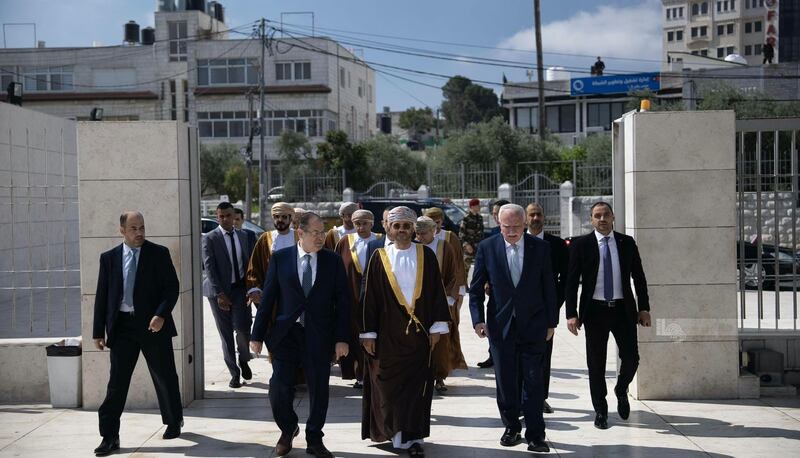 سينقل رسالة من جلالة السلطان لمحمود عباس: السيد بدر يصل فلسطين