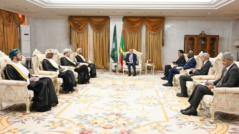 الرئيس الموريتاني يستقبل السيد بدر