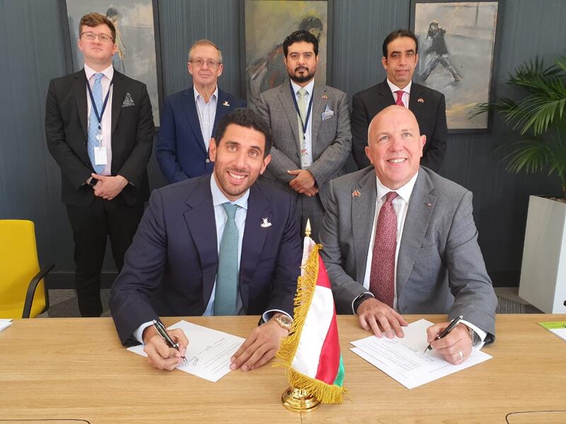 مذكرة تفاهم عُمانية بريطانية تستهدف الترويج التجاري بينهما