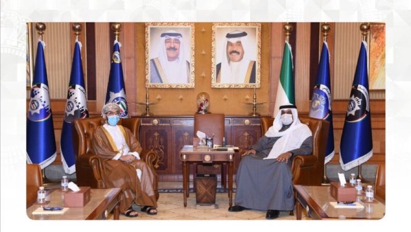 نائب رئيس مجلس الوزراء الكويتي يؤكد على عمق العلاقات الأخوية بين الكويت وسلطنة عمان