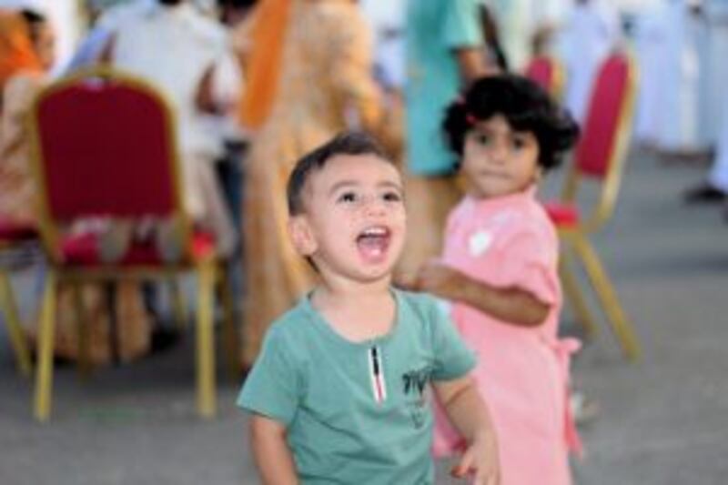 بالصور: ملتقى ترفيهي في الرستاق