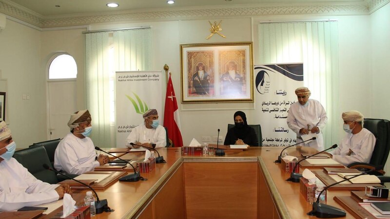 المندوس”: أول سوق نسوي في نخل