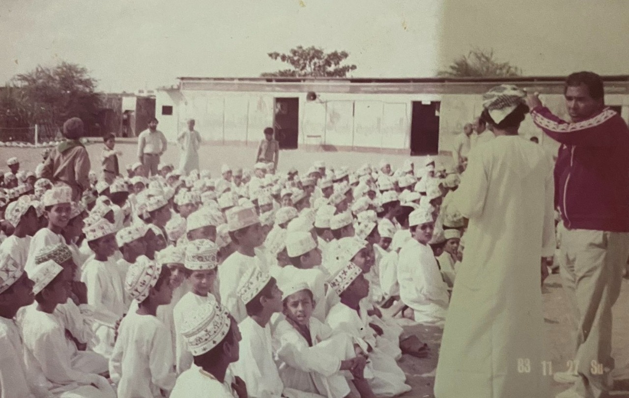 سعودي تعلّق قلبه بسلطنة عُمان فألّف فيها كتابًا؛ فما قصته؟