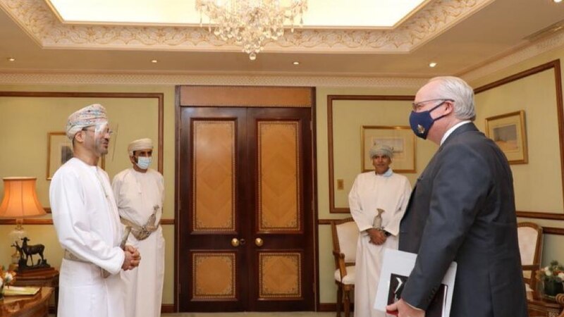 وزير الخارجية يستقبل المبعوث الأمريكي الخاص إلى اليمن