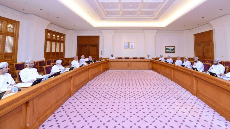 الدولة والشورى يتفقان على مواد الاختلاف في مشروعي “الحماية الاجتماعية والعمل”
