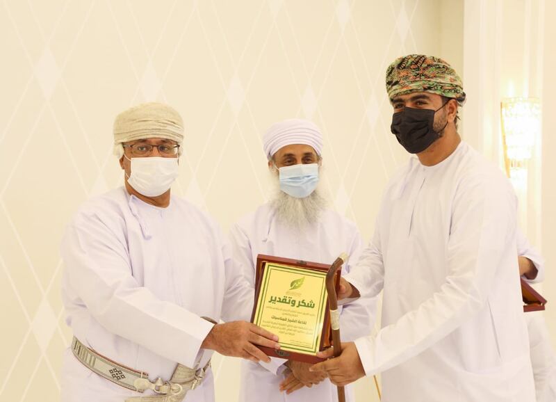 بالصور: هوية بصرية جديدة وافتتاح معمل للخياطة لفريق سمد الشأن الخيري