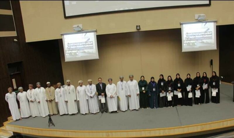 7 أسئلة وأجوبتها تقربنا أكثر من دكتور أردني حط رحاله في جامعة صحار