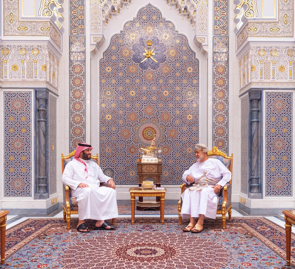 جلالة السلطان يستقبل محمد بن سلمان
