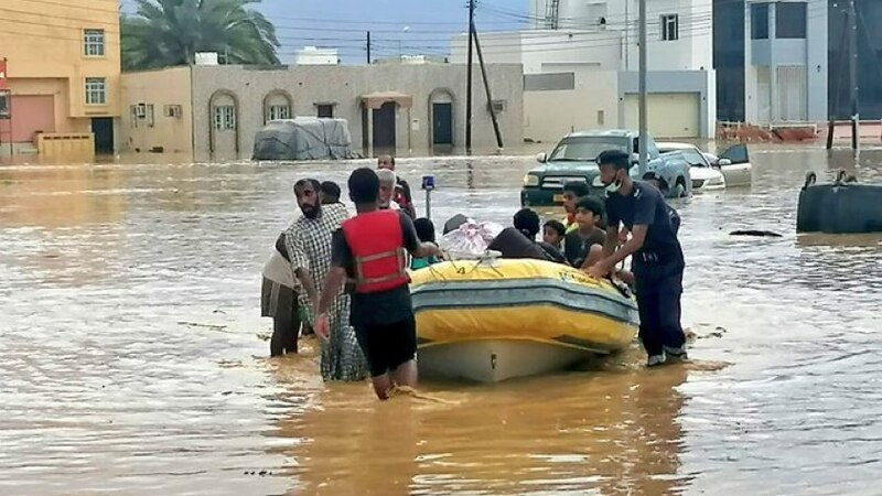 إخلاء 31 عائلة إلى أماكن آمنة في صور