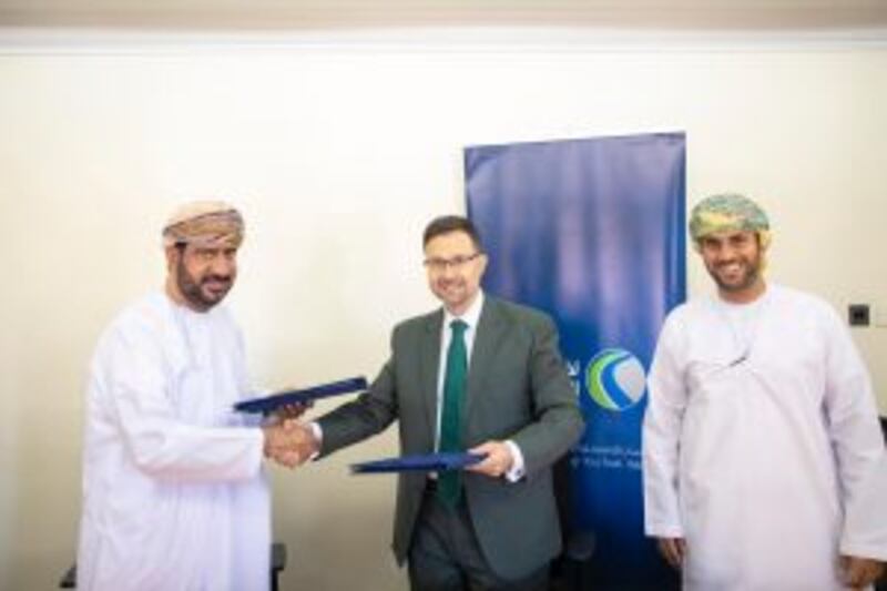 شركة تساهم في فك كربة عدد من المُعسرين ماليًا