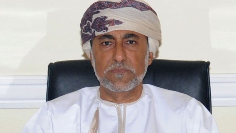السيد شهاب يدلي بصوته ويؤكد: أفتخر كمواطن أني أشارك في هذا اليوم المجيد