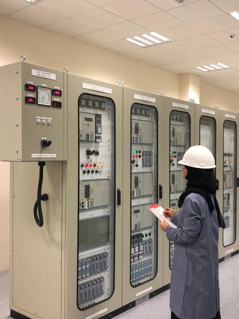 لمسندم: دراسة بدائل بسبب عدم ربط الشبكة الكهربائية للمحافظة بالشبكة الرئيسية