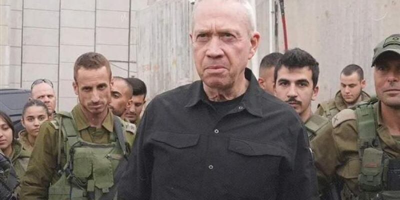 خلافات تتفاقم وشمل يتشتت: إقالة وزير دفاع الاحتلال الإسرائيلي