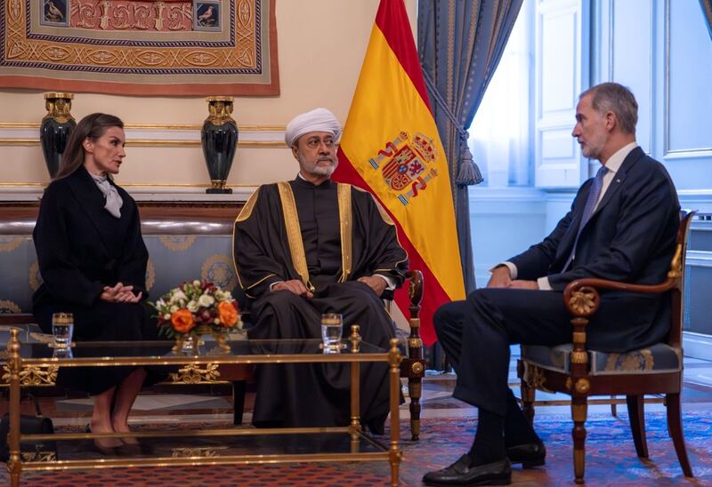 فلسطين والأوضاع في غزة على رأس موضوعاته: بيان عُماني إسباني مشترك بناءً على زيارة جلالة السلطان  