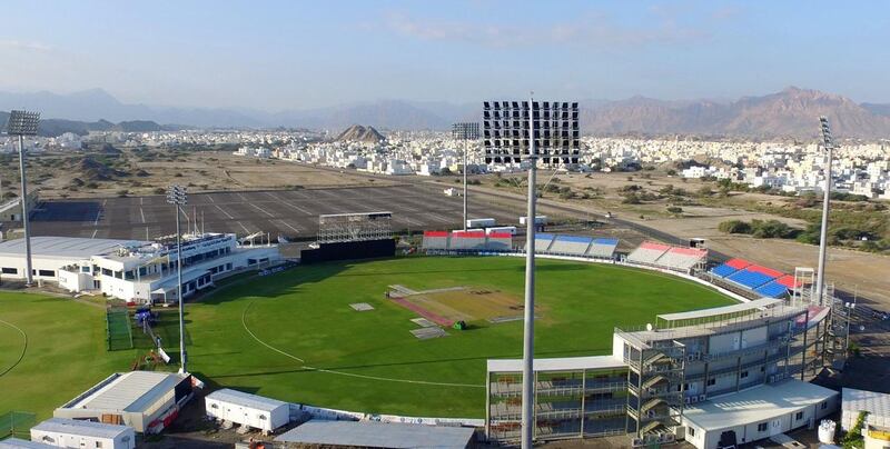 والي العامرات يوضح حول المشروعات الجديدة فيها 