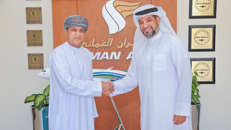تحالف بين الطيران العماني وطيران السلام