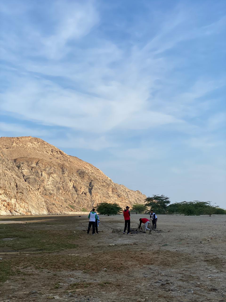 بالصور: تنظيف وادي يتي