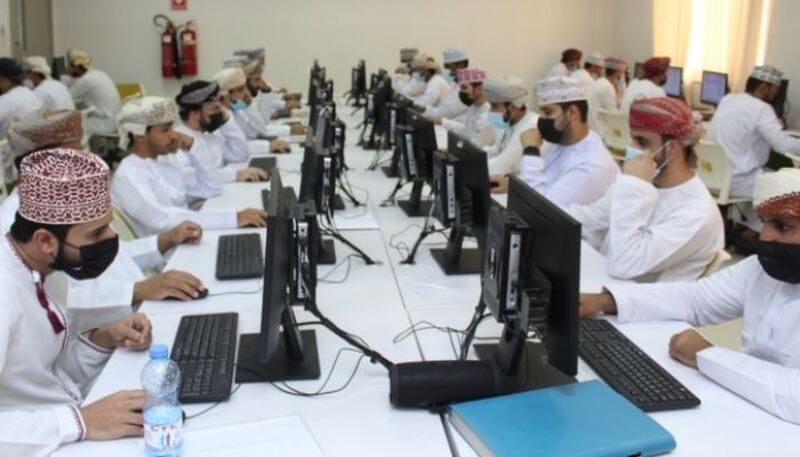 الإعلان عن أكثر من 1600 وظيفة حكومية