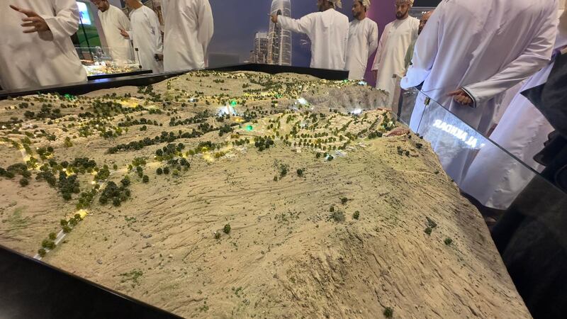 به تلفريك يربط الجبل الأخضر بالباطنة: العمل جارٍ على مشروع سياحي ضخم في الجبل الأخضر