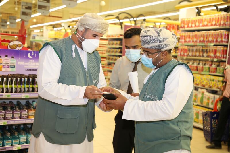 زيارة ميدانية للتأكد من التزام المزودين بآليات تطبيق ضريبة القيمة المضافة