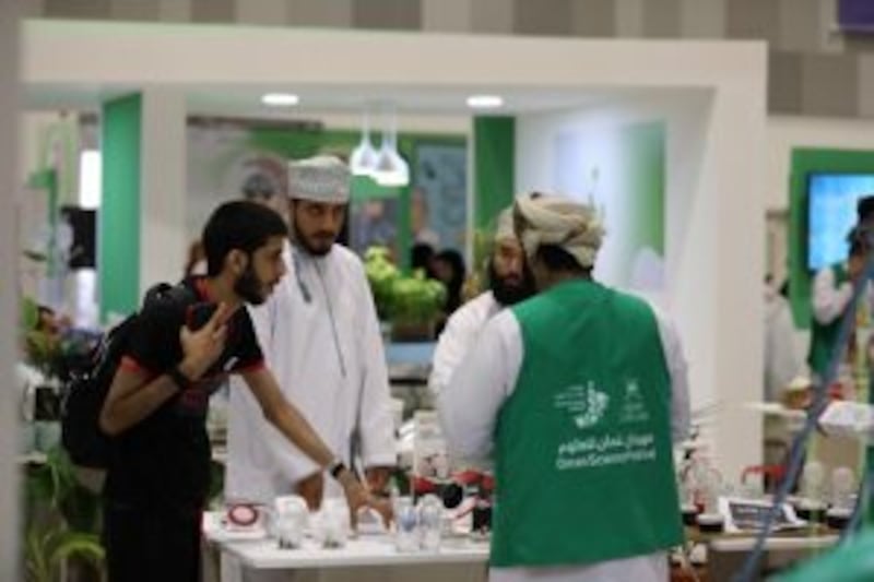 “مواهب”.. مؤسسة تستهدف الشباب في العلوم والابتكار