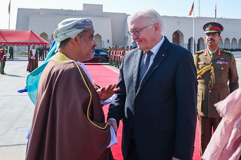 تضمنت مباحثات مع جلالة السلطان، الرئيس الألماني يغادر البلاد