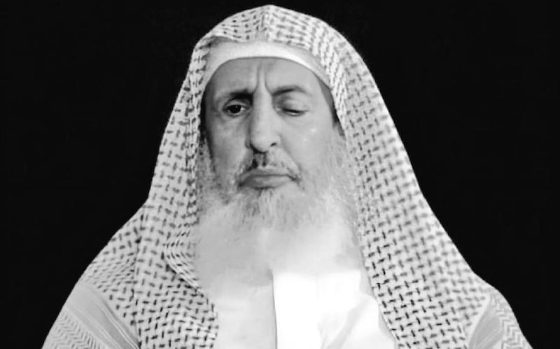 من حفظ القرآن في صغره إلى أطول خطيب لعرفة: من هو الشيخ عبدالعزيز آل الشيخ؟