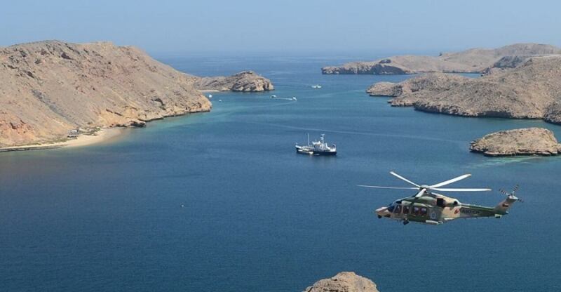 إحباط محاولة تهريب ممنوعات في ظفار.. وترحيل أكثر من 100 متسلل