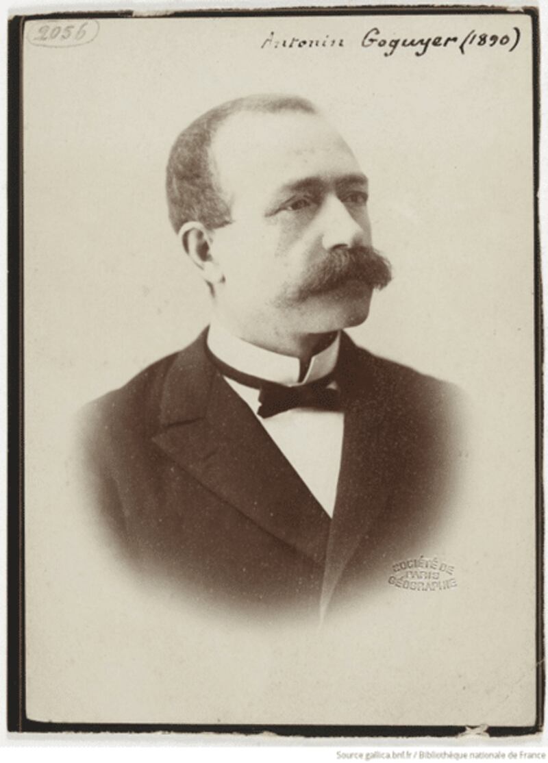 ماذا تعرف عن تاجر السلاح الفرنسي الشهير الذي عاش في عُمان مطلع القرن العشرين؟