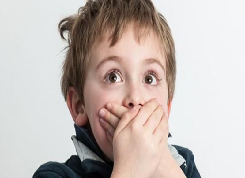 ابنك يكذب! هذه هي الأسباب والحلول