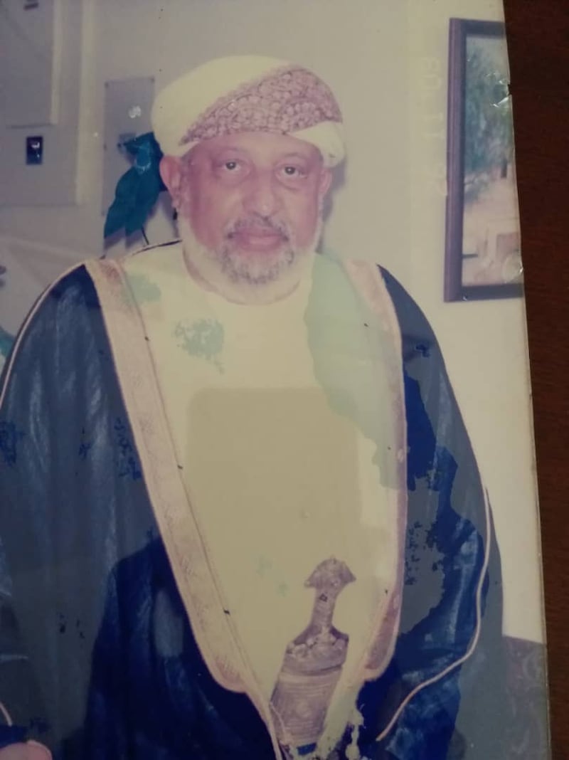 العُماني الذي كرّمته ملكة بريطانيا لأعماله التطوعيّة