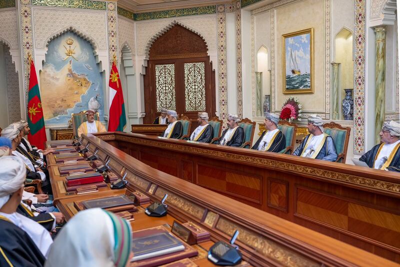 جلالة السلطان يترأس اجتماع مجلس الوزراء