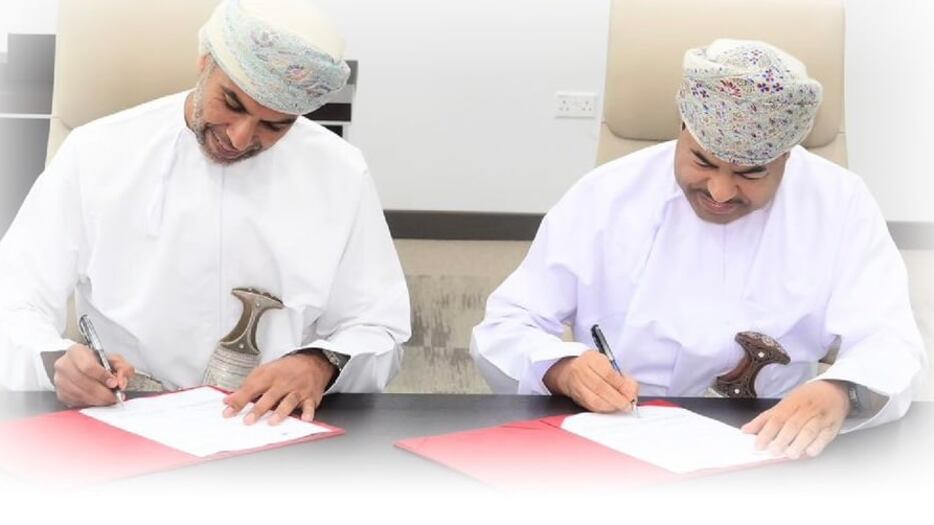 مذكرتا تعاون بين “النقل” و “التقنية” في مجالي الذكاء الاصطناعي والأمن السيبراني