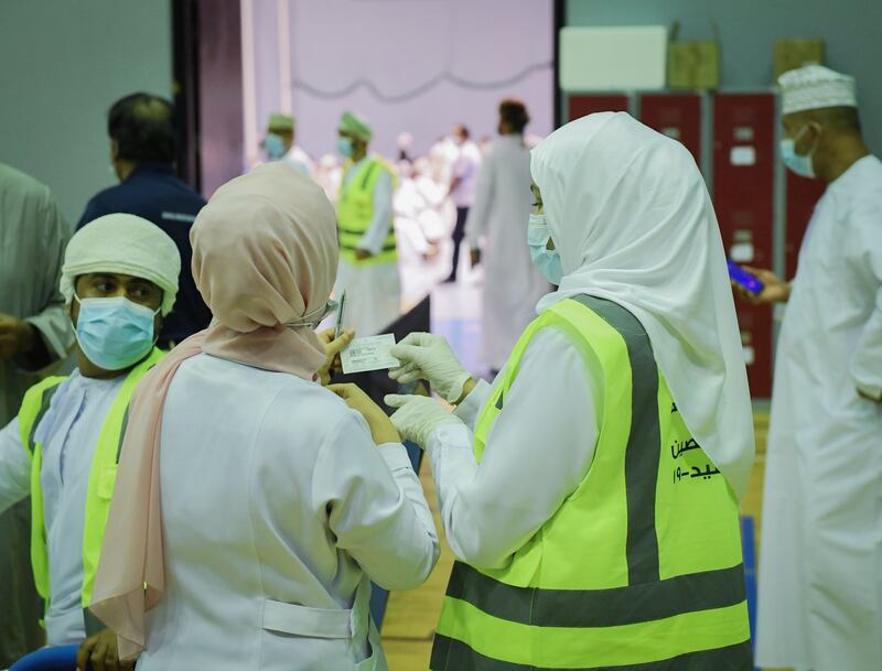 إجمال عدد المطعمين يقترب من 450 ألفًا