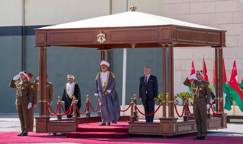 جلالة السلطان يختتم زيارة “دولة” إلى الأردن الشقيقة، إليك أبرز محطاتها