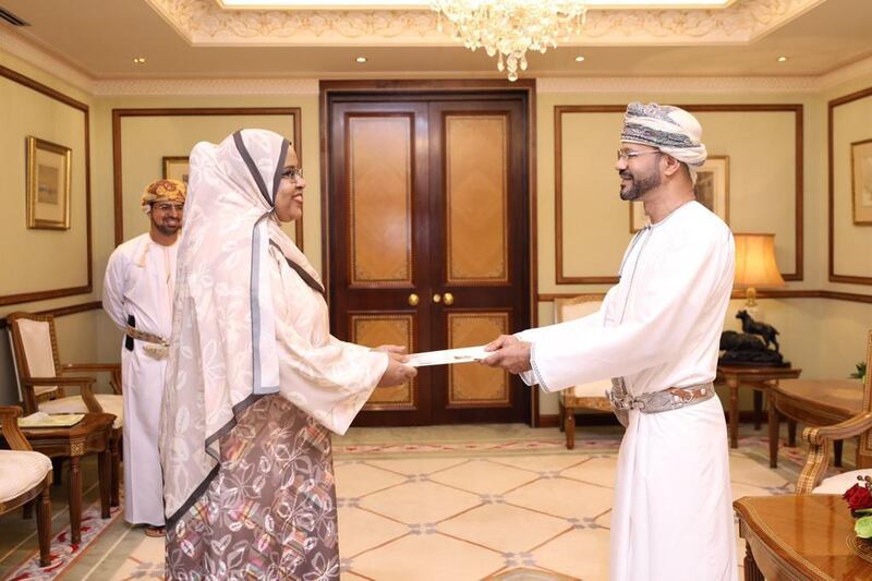 3 سفراء جدد يُسلِّمون نسخًا من أوراق اعتمادهم